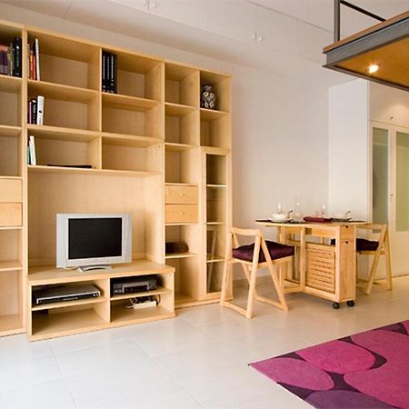 Reina Amalia Apartment Barcelona Bagian luar foto